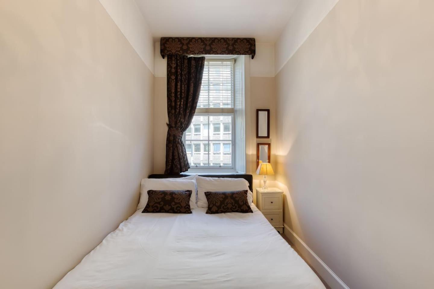 West Port - 2Br In The Heart Of The Old Town Just Off The Grassmarket Edimburgo Esterno foto