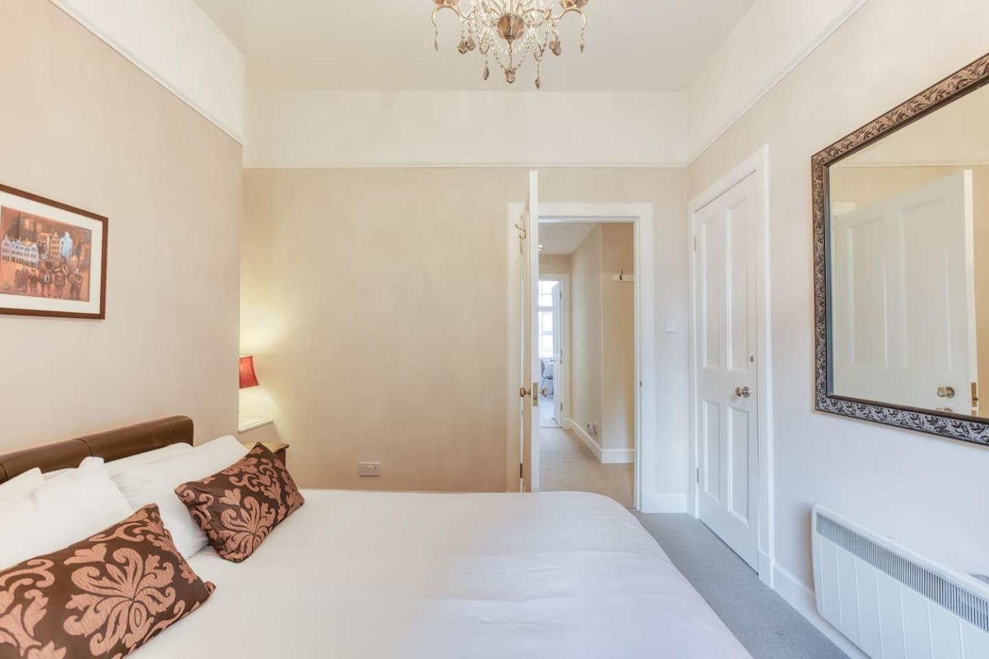 West Port - 2Br In The Heart Of The Old Town Just Off The Grassmarket Edimburgo Esterno foto