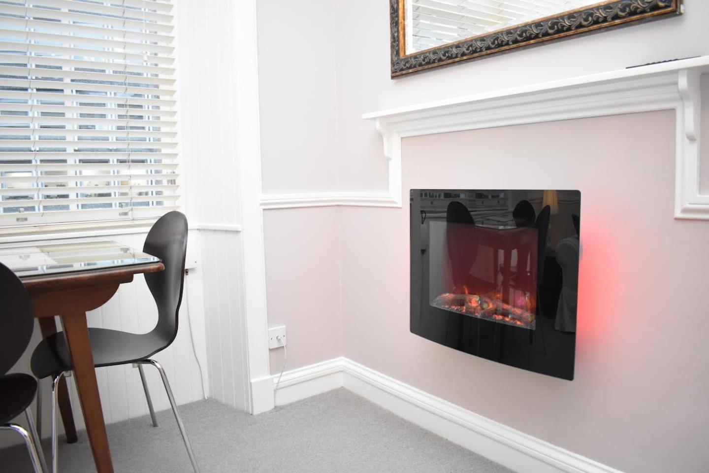 West Port - 2Br In The Heart Of The Old Town Just Off The Grassmarket Edimburgo Esterno foto